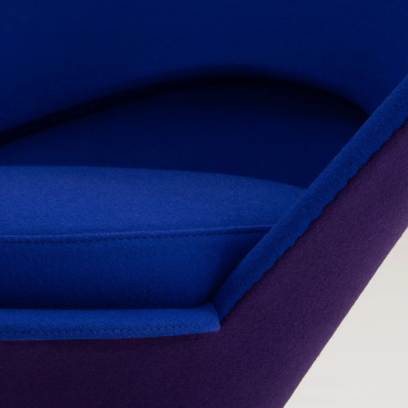 VITRA’S HEART CONE CHAIR: WHEN THE HEART STOPS BEING CUTE